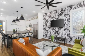 Modern Home with Large Patio plus Rooftop Deck and Garage